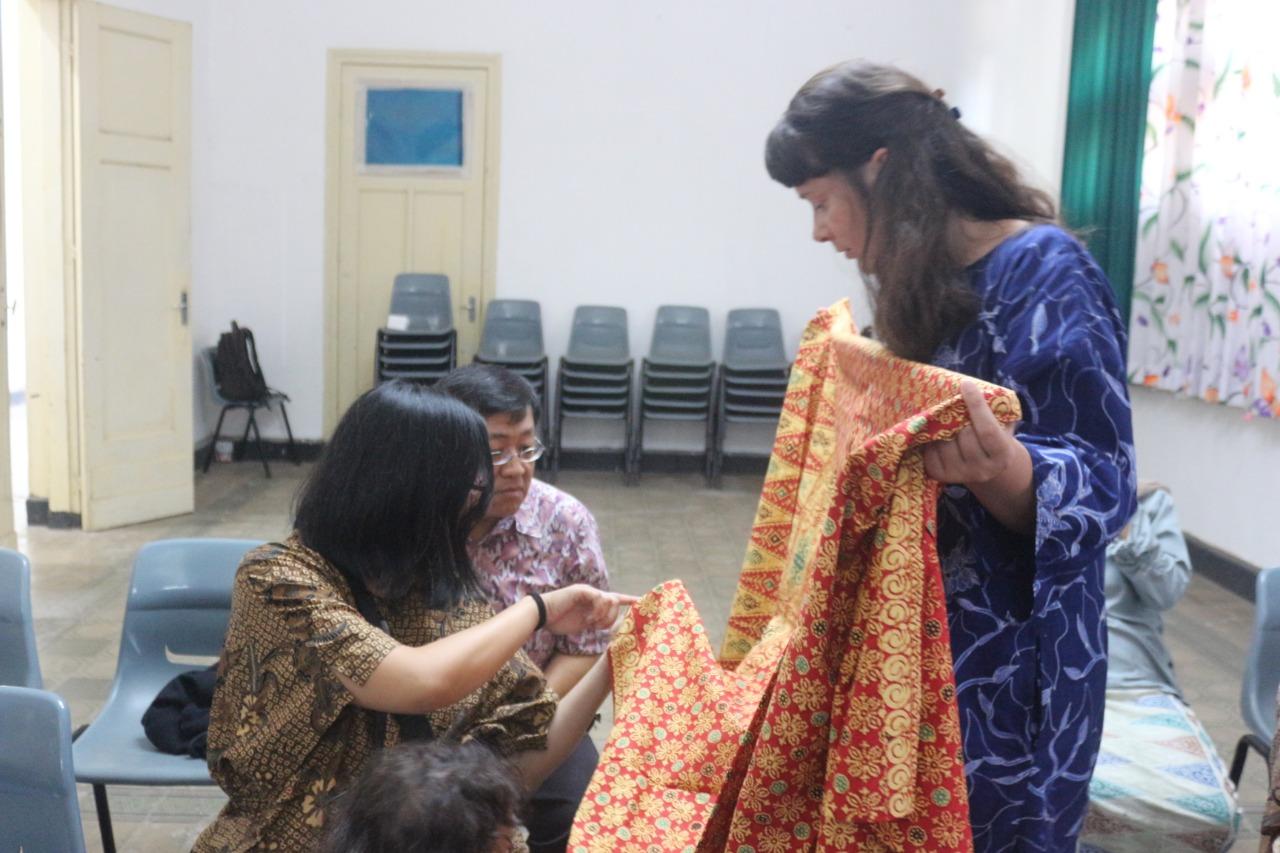 Cikal Batik  Pekalongan Dipengaruhi  oleh  Peleburan Budaya  