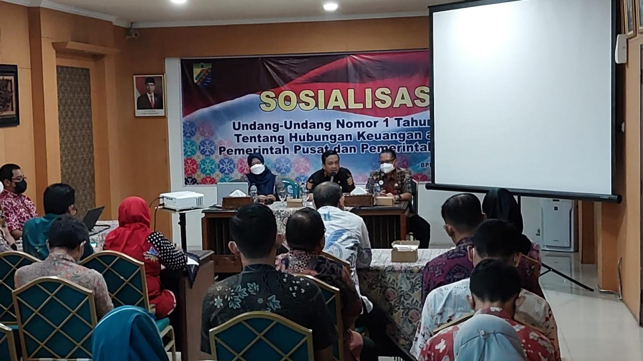 Uu no 1 tahun 2022 disosialisasikan pemkot samakan persepsi neraca