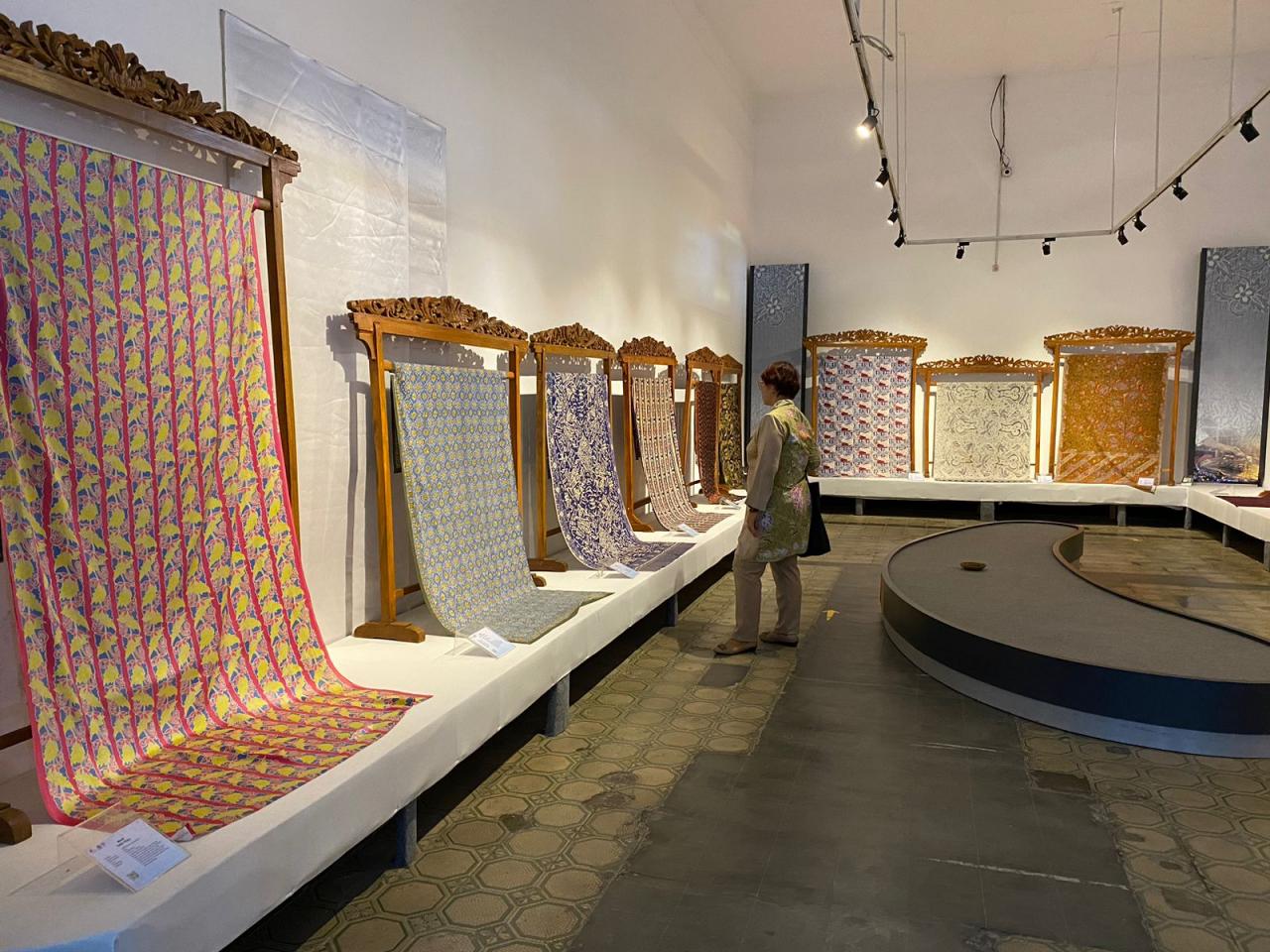 Museum Batik Suguhkan Pameran Batik Perjuangan untuk Nusantara Baru ...